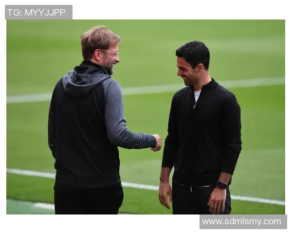 足球明星们向黑豹致敬的精彩瞬间与感人画面合集 足球明星们向黑豹致敬的精彩瞬间与感人画面合集