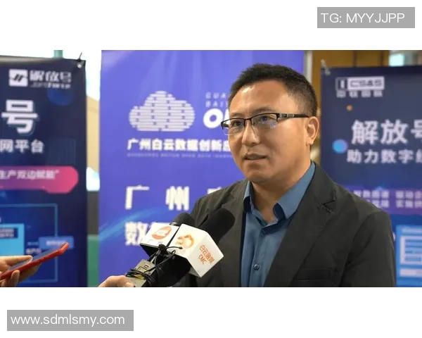 广州羽毛球队逆袭之路:创新与反击的双重奏 广州羽毛球队逆袭之路:创新与反击的双重奏