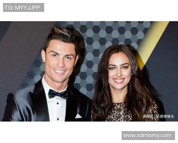 揭秘足球明星背后的温暖故事与他们的爱人关系 揭秘足球明星背后的温暖故事与他们的爱人关系