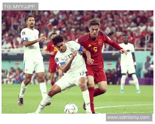 长发白人足球明星的传奇故事与赛场风采展现